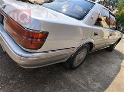 تۆیۆتا کراون